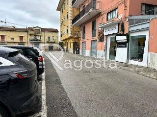 zoom immagine (Negozio 50 mq, zona Pontecagnano Faiano - Centro)