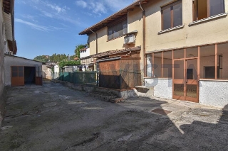 zoom immagine (Casa singola 155 mq, soggiorno, 3 camere, zona Calcinato - Centro)