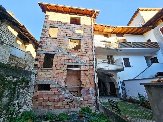 zoom immagine (Casa singola 250 mq, 4 camere, zona San Martino)